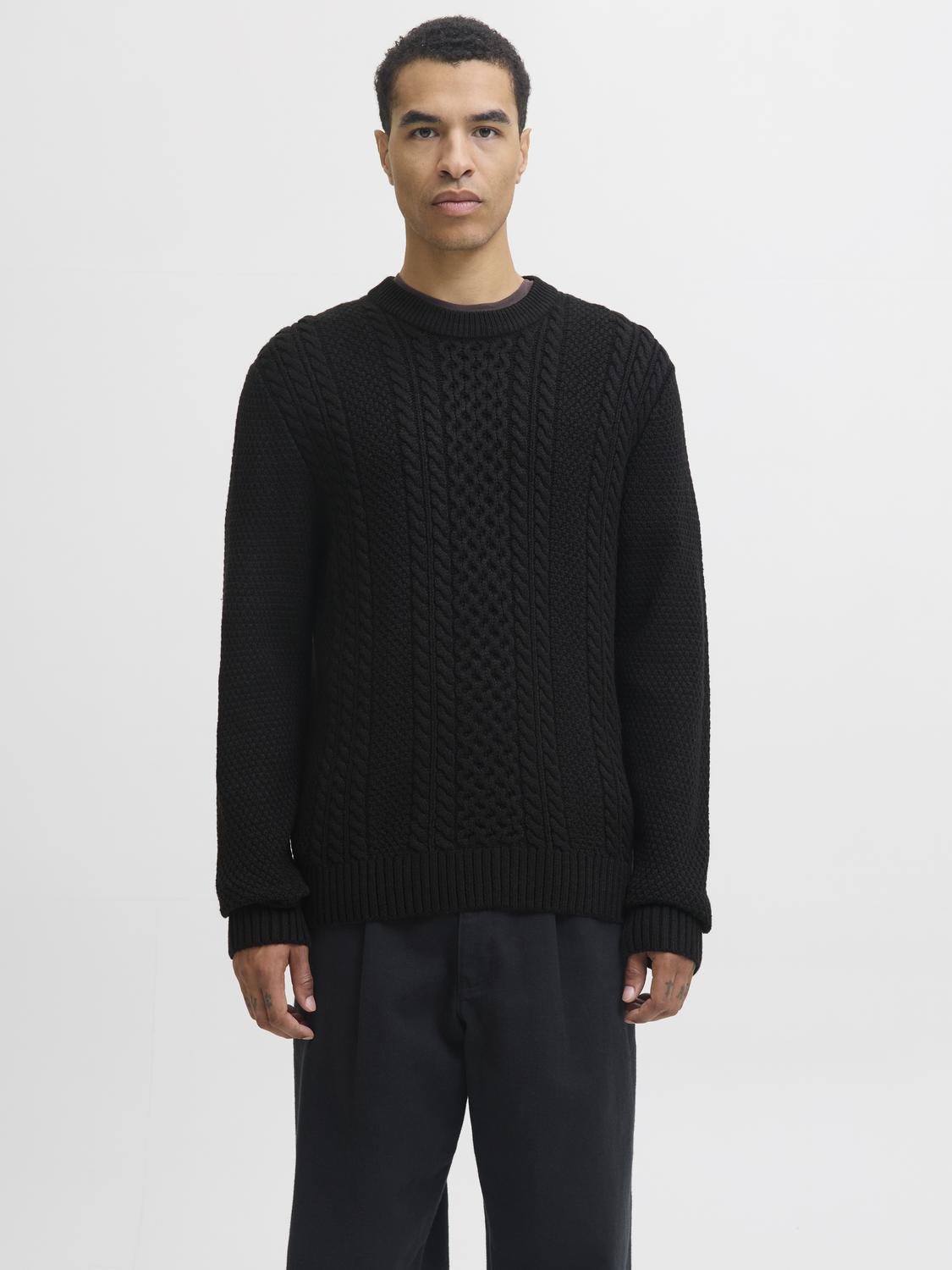 model_shot-front